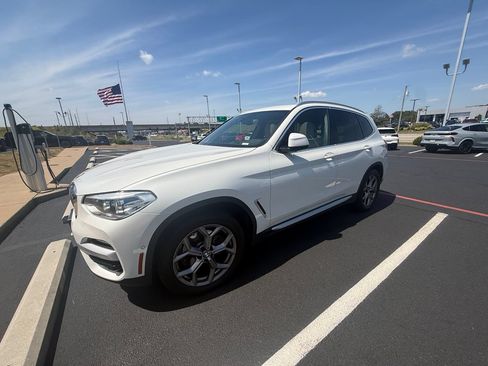 Used 2021 BMW X3 xDrive30i w/ Premium Package AWD/4WD image 3