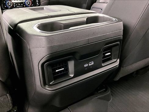 Used 2022 Chevrolet Silverado 1500 LT Trail Boss AWD/4WD image 9