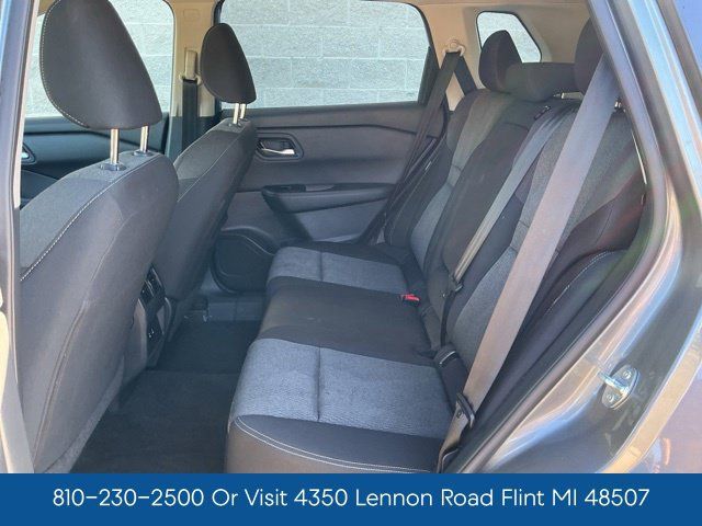 Used 2024 Nissan Rogue SV FWD image 26