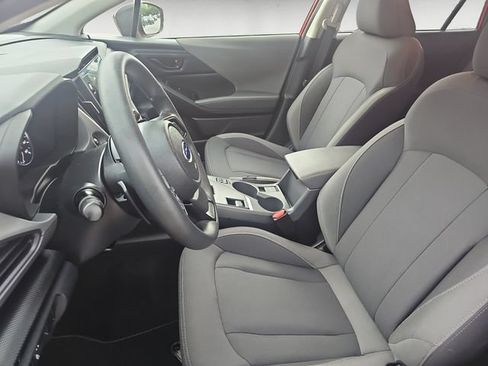 Certified 2025 Subaru Crosstrek 2.5i Premium AWD/4WD image 9