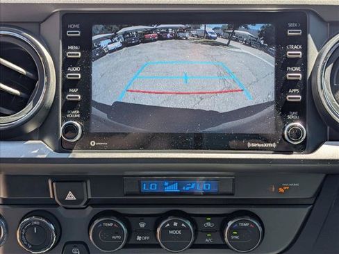Used 2021 Toyota Tacoma TRD Off-Road w/ Technology Package AWD/4WD image 12