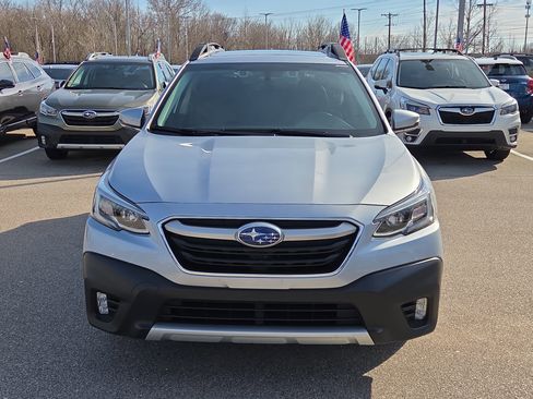 Used 2020 Subaru Outback Limited image 8