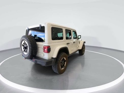 Used 2020 Jeep Wrangler Unlimited Rubicon w/ Uconnect 4C Nav & Sound Group AWD/4WD image 8