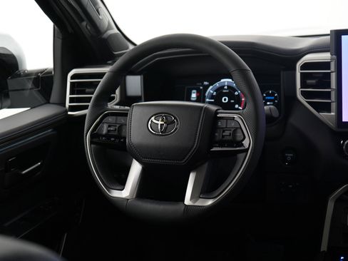 Used 2026 Toyota Sequoia Platinum image 16