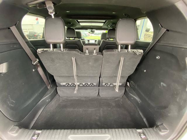 Used 2026 Chrysler Pacifica Limited FWD image 6