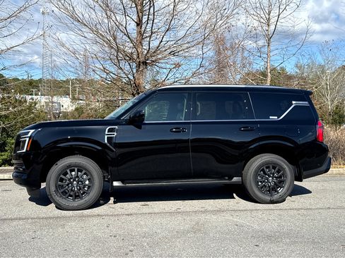 New 2026 Nissan Armada SV image 31