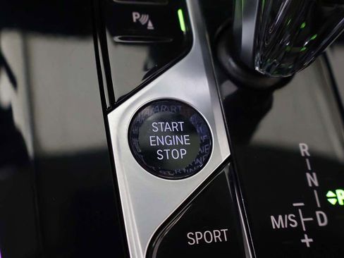 Used 2024 BMW ALPINA XB7 AWD/4WD image 53
