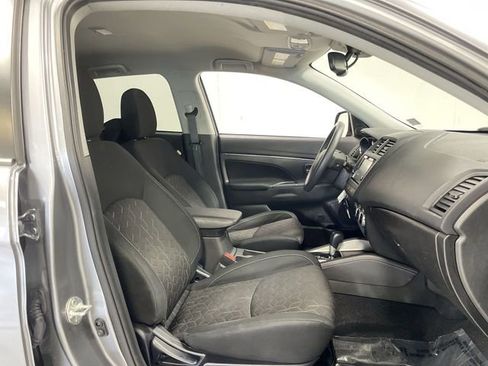 Used 2024 Mitsubishi Outlander Sport AWD image 27