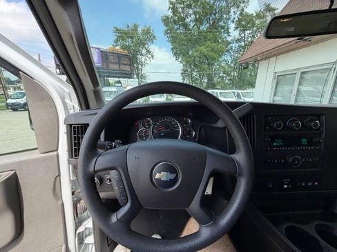 Used 2024 Chevrolet Express 3500 LS RWD image 11