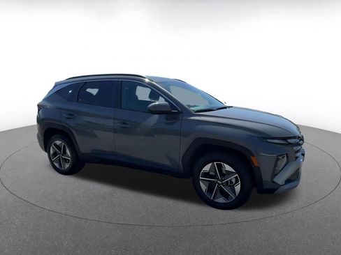 Used 2025 Hyundai Tucson SEL image 2