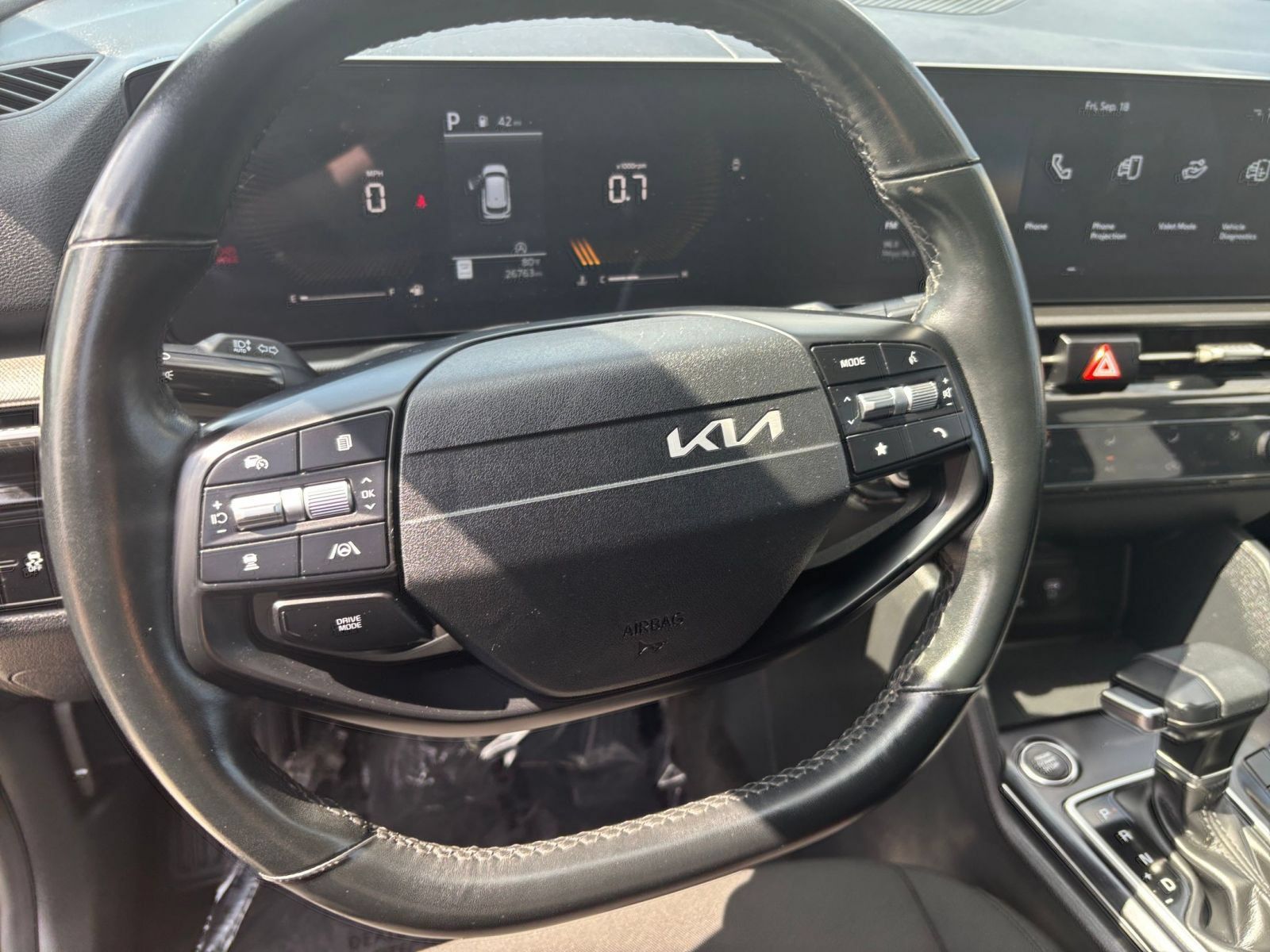Used 2026 Kia Sportage LX FWD image 28