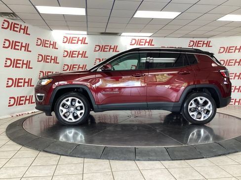 Used 2021 Jeep Compass Limited w/ Elite Interior Group AWD/4WD image 4