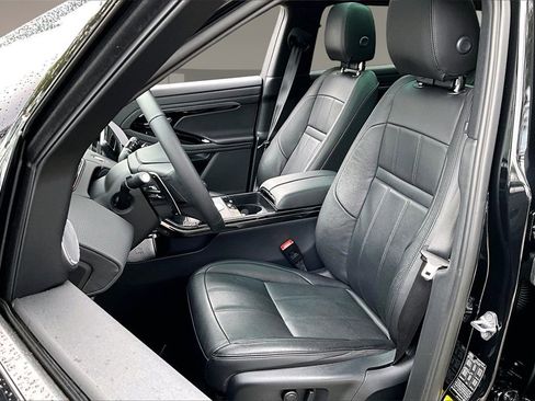 Used 2023 Land Rover Range Rover Evoque R-Dynamic S image 19