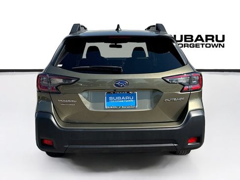 Certified 2025 Subaru Outback Premium AWD/4WD image 6