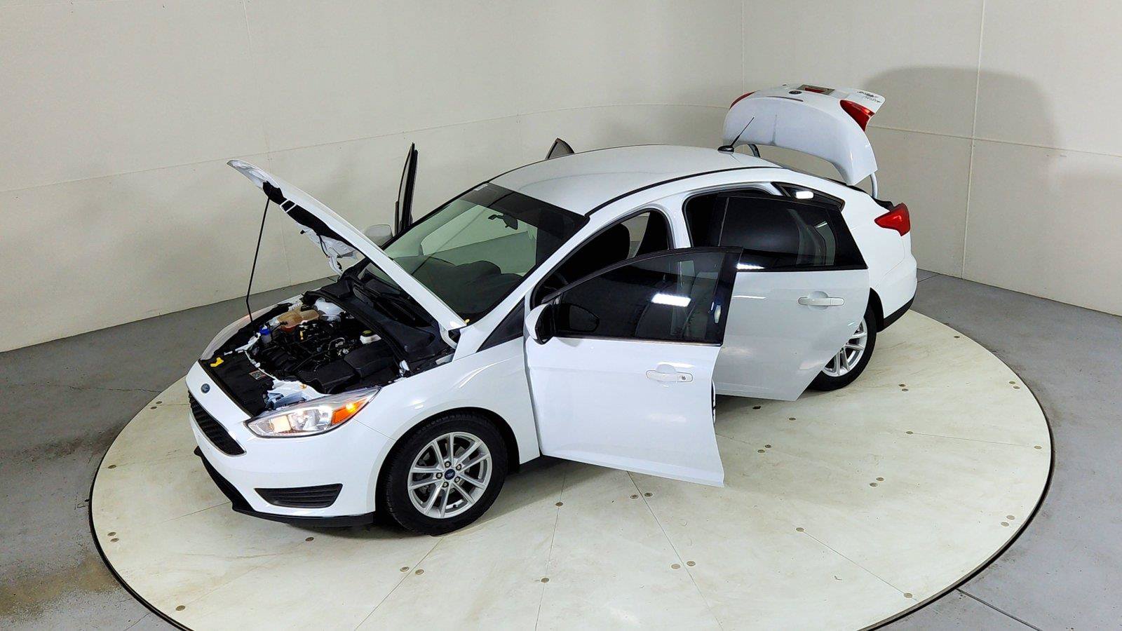 Used 2018 Ford Focus SE FWD image 25