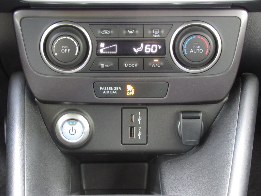 Used 2025 Nissan Leaf S FWD image 26