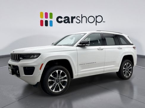 Used 2022 Jeep Grand Cherokee Overland w/ Luxury Tech Group IV AWD/4WD image 1