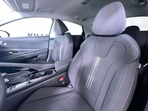 New 2025 Hyundai Elantra Blue image 12