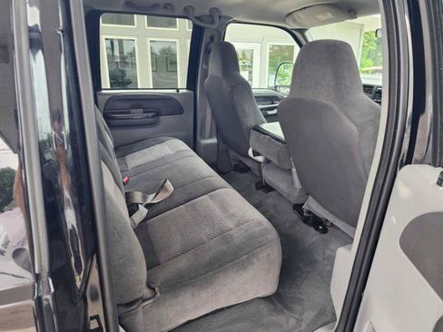 Used 2003 Ford F250 XLT AWD/4WD image 16