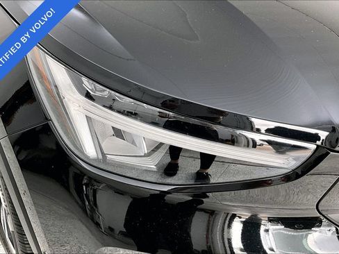 Certified 2023 Volvo XC40 Recharge Plus AWD/4WD image 38