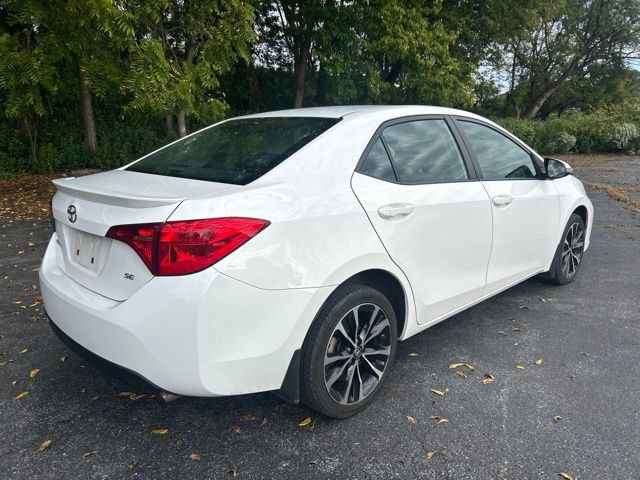 Used 2019 Toyota Corolla SE FWD image 3