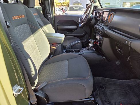 Used 2021 Jeep Gladiator Mojave image 11