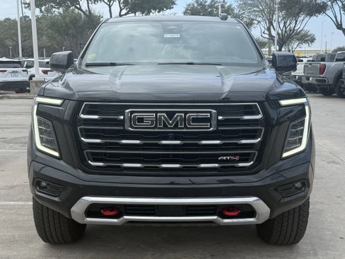 New 2026 GMC Yukon AT4 w/ AT4 Premium Package image 7