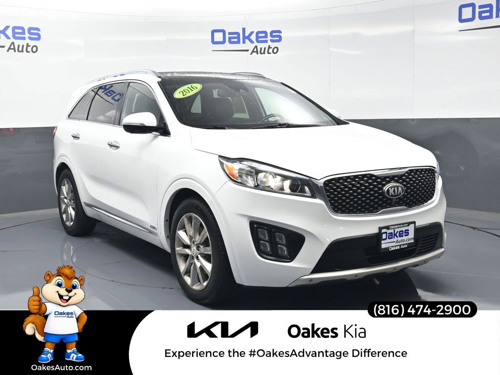 Used 2016 Kia Sorento SX w/ SXL Technology Package AWD/4WD image 1