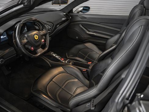 Used 2019 Ferrari 488 Spider RWD image 30
