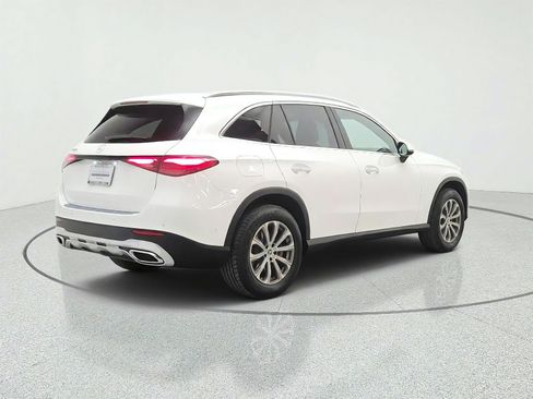 Used 2024 Mercedes-Benz GLC 300 image 5