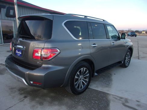 Used 2018 Nissan Armada SL w/ Moonroof Package image 3