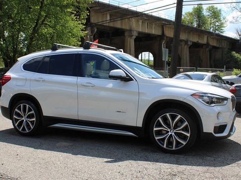 Used 2016 BMW X1 xDrive28i AWD/4WD image 8