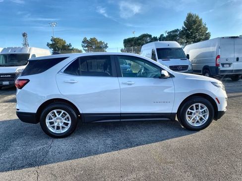 Used 2024 Chevrolet Equinox LT image 29