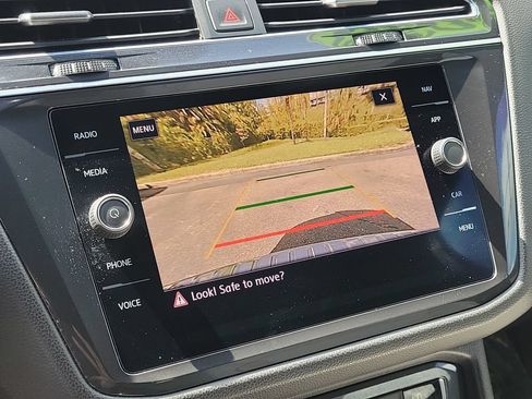 Used 2020 Volkswagen Tiguan SEL Premium R-Line w/ 3rd Row Seat Package AWD/4WD image 26