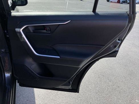 Certified 2025 Toyota RAV4 LE image 28