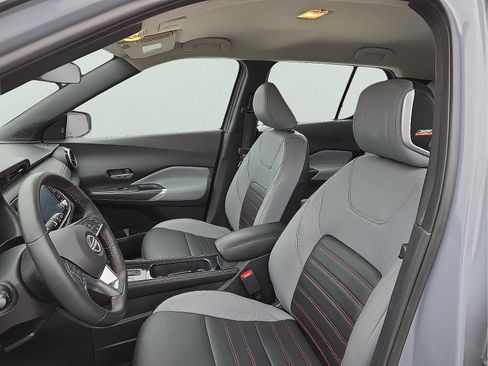 Used 2024 Nissan Kicks SR w/ SR Premium Package image 13