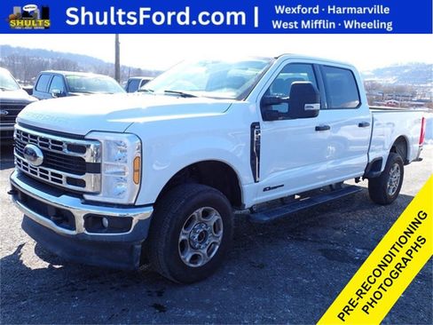 Used 2025 Ford F250 XLT image 1