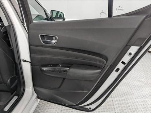 Used 2020 Acura TLX image 21