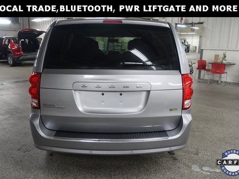 Used 2013 Dodge Grand Caravan SXT w/ Rear Park Assist Pkg image 9