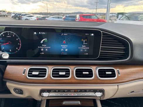 Used 2023 Mercedes-Benz GLE 350 4MATIC image 25