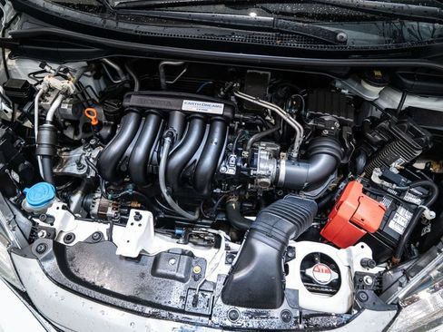 Used 2019 Honda Fit EX image 33