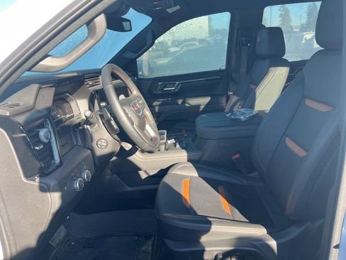 Used 2025 GMC Sierra 1500 AT4 w/ AT4 Preferred Package image 15