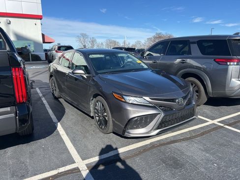 Used 2024 Toyota Camry XSE image 1