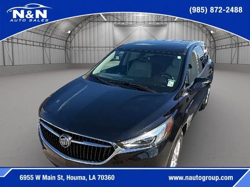 Used 2018 Buick Enclave Essence FWD image 9