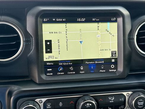 Used 2021 Jeep Wrangler Unlimited Rubicon 4xe w/ Cold Weather Group AWD/4WD image 14