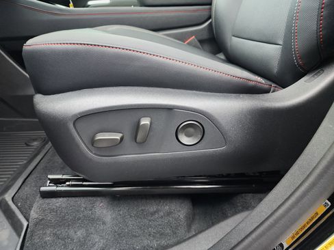 New 2026 Chevrolet Traverse Z71 w/ Driver Confidence Package image 27