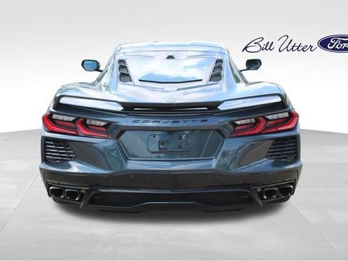 Used 2021 Chevrolet Corvette Stingray Premium Cpe w/ Z51 Performance Package image 6