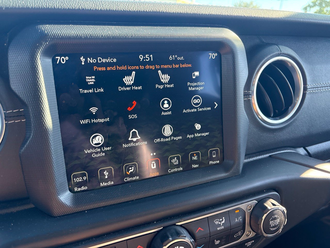 Used 2019 Jeep Wrangler Unlimited Sahara AWD/4WD image 21