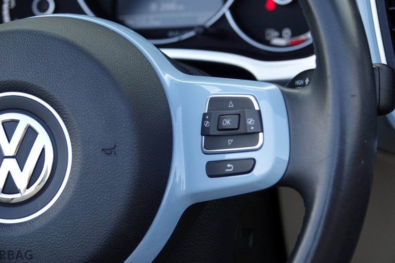 Used 2014 Volkswagen Beetle TDI FWD image 69