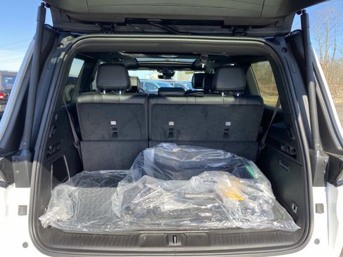 New 2026 Jeep Grand Wagoneer 4WD w/ Quick Order Packge 29V Upland image 5